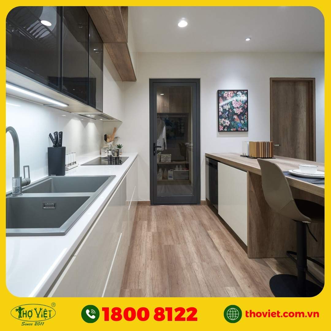 Thợ lắp đèn led tủ bếp tại Thợ Việt