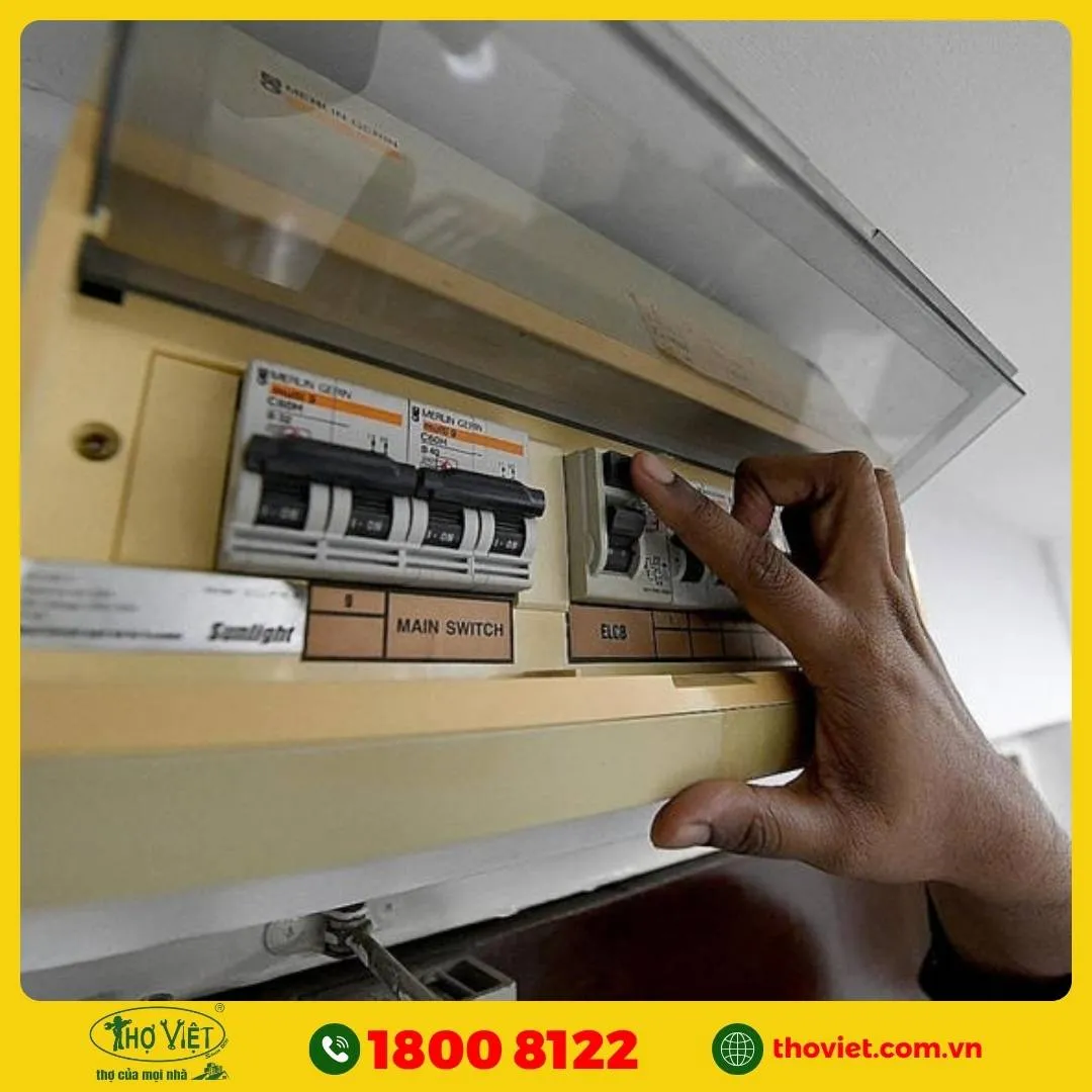 Sự cố nhảy aptomat