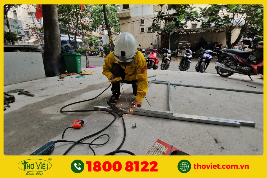 Hàn bờ rào cổng ngõ sắt