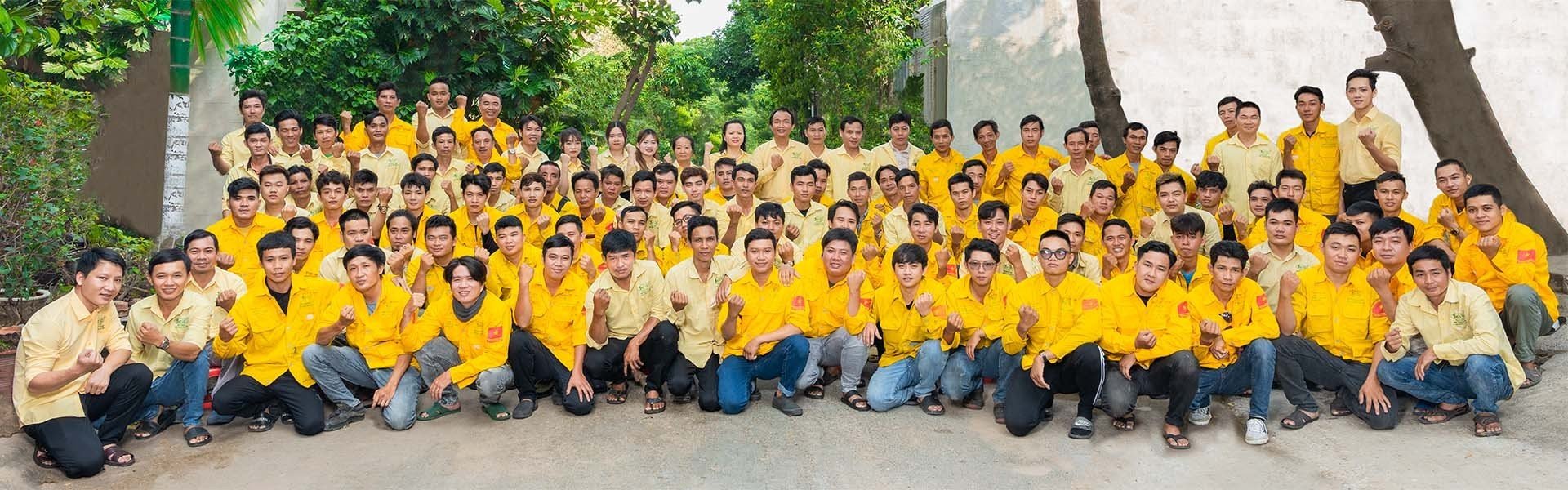 Tập thể công ty TNHH dịch vụ kỹ thuật Thợ Việt