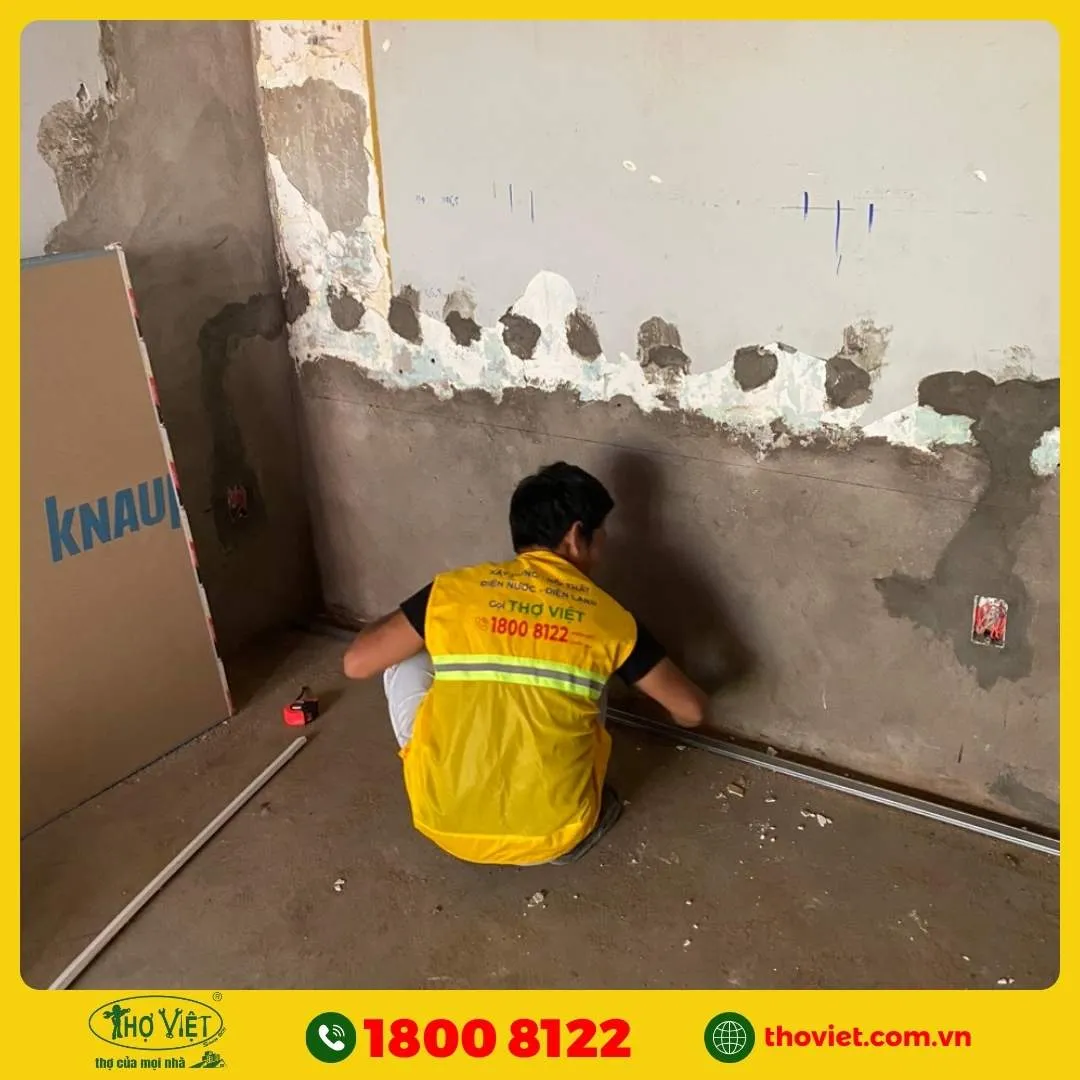 Có nên đi dây điện dưới nền nhà hay là không?