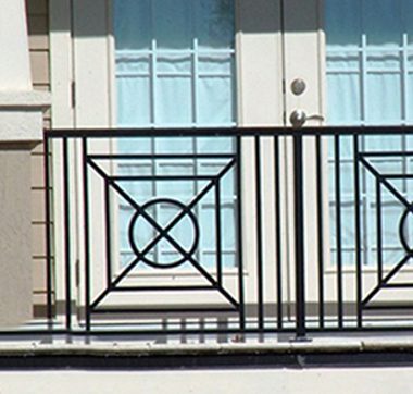 lan can sắt mẫu 4