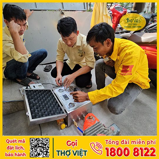 Sử dụng máy vệ sinh đường ống nước