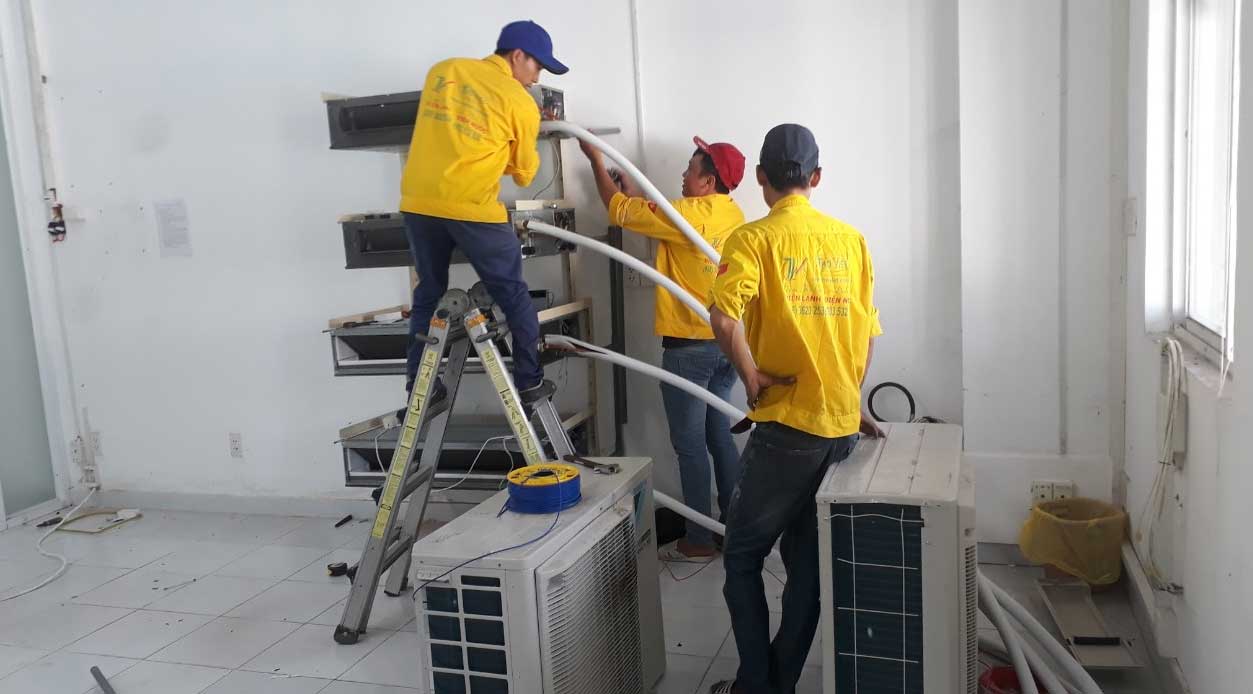 Lắp máy lạnh phòng thí nghiệm