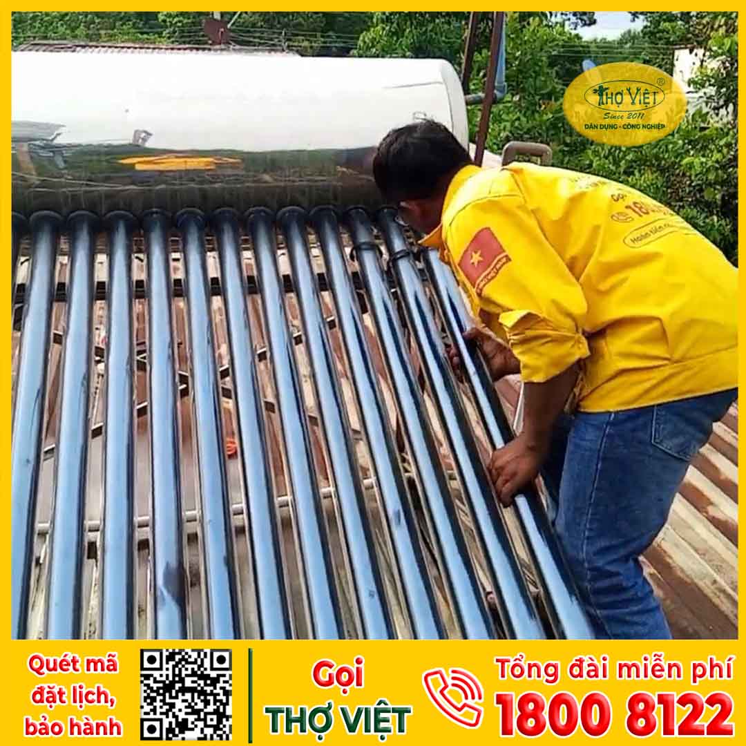 Cách vệ sinh máy nước nóng năng lượng mặt trời