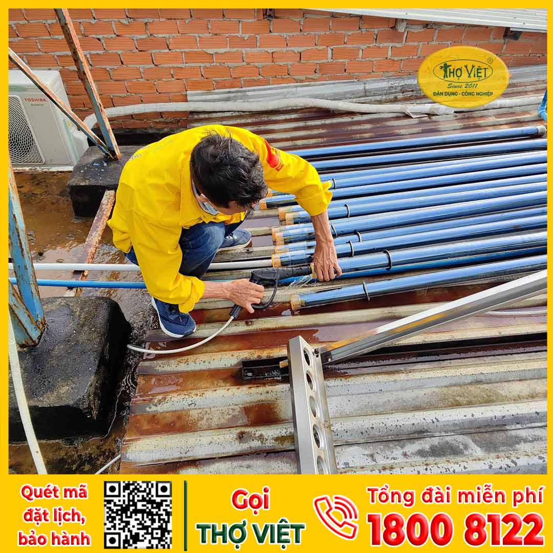 Dịch vụ vệ sinh máy năng lượng mặt trời quận 6