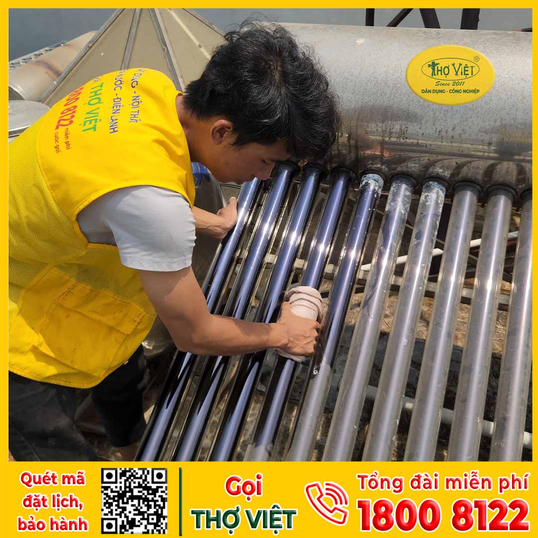 Lưu ý khi vệ sinh máy năng lượng mặt trời 