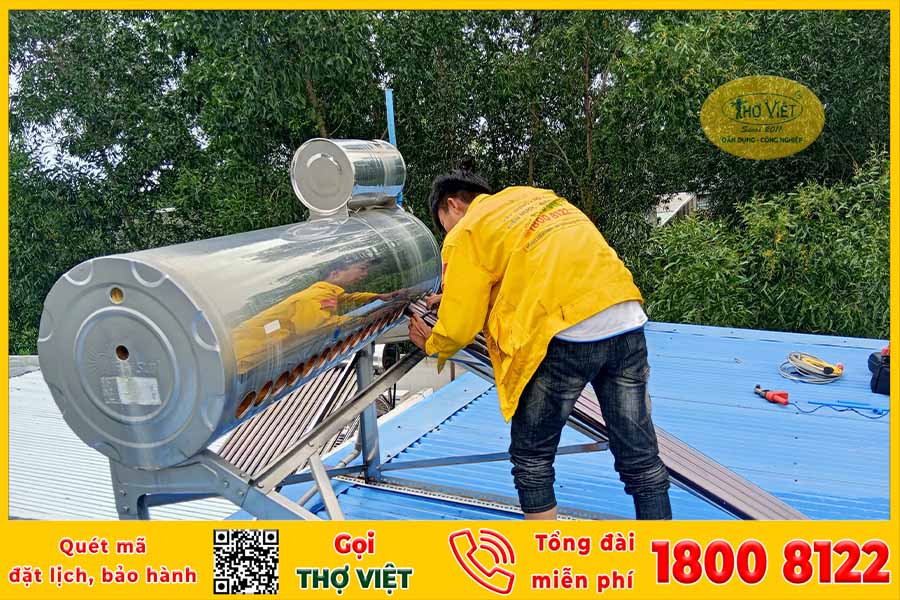 Vệ sinh máy năng lượng mặt trời Tân Bình