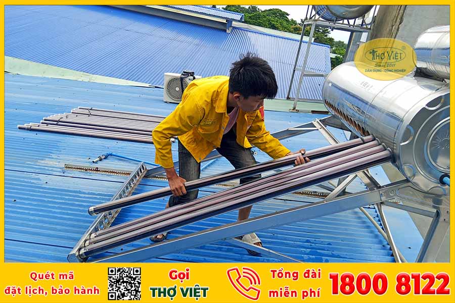 Vệ sinh máy năng lượng mặt trời