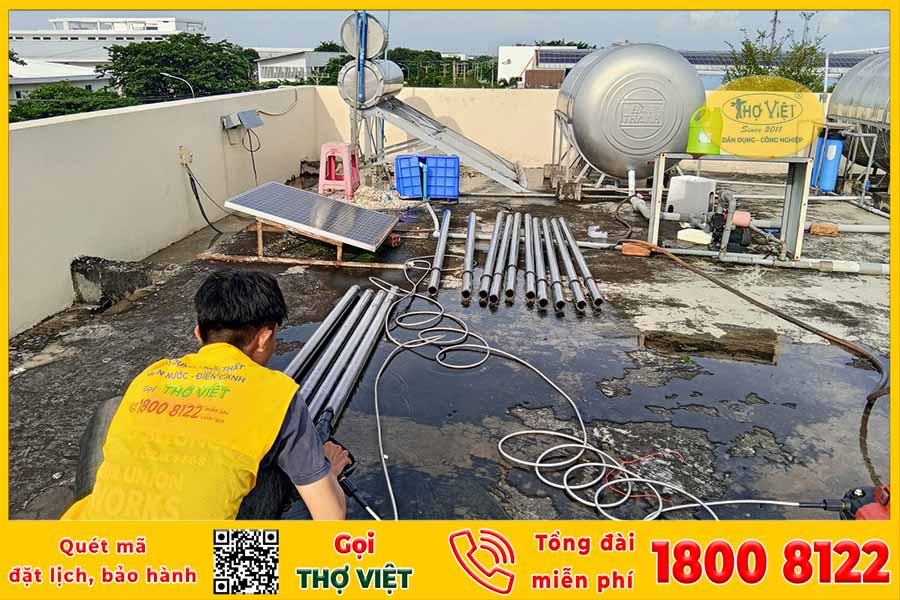 Vệ sinh máy năng lượng mặt trời quận 7