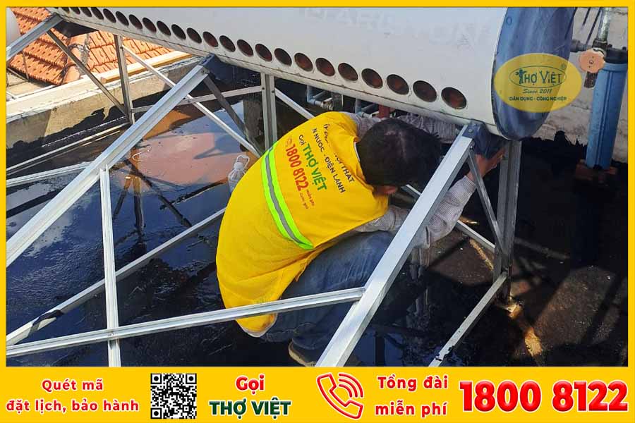 Vệ sinh máy năng lượng mặt trời Phú Nhuận