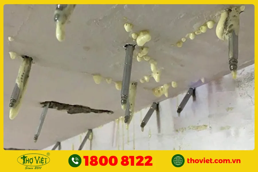 Bơm keo chống thấm ngược bằng PU hoặc Epoxy