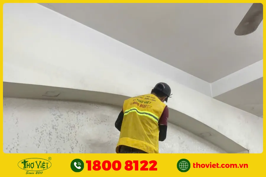 Hướng dẫn sơn viền (cổ) trần nhà đúng cách
