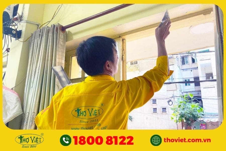 Thợ Việt cải tạo nhà cũ