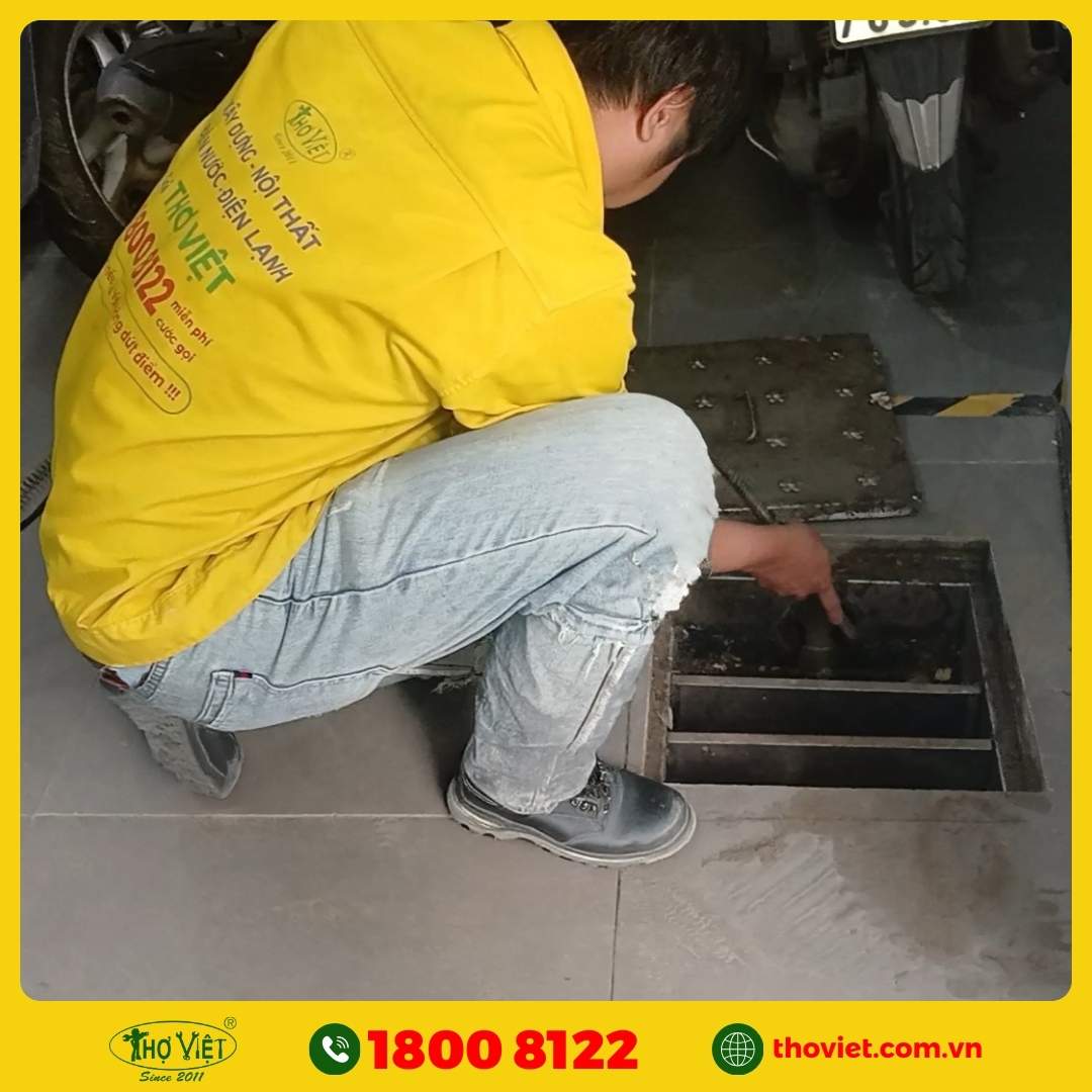 Thợ Việt thông cống nghẹt quận 8