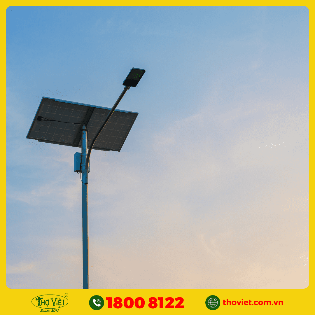 lắp đèn năng lượng mặt trời 