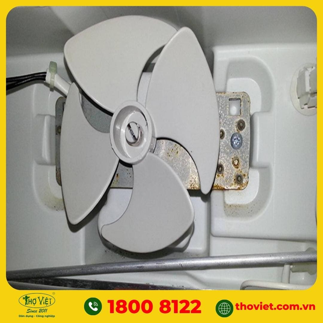 Motor của cánh quạt bị khô dầu 
