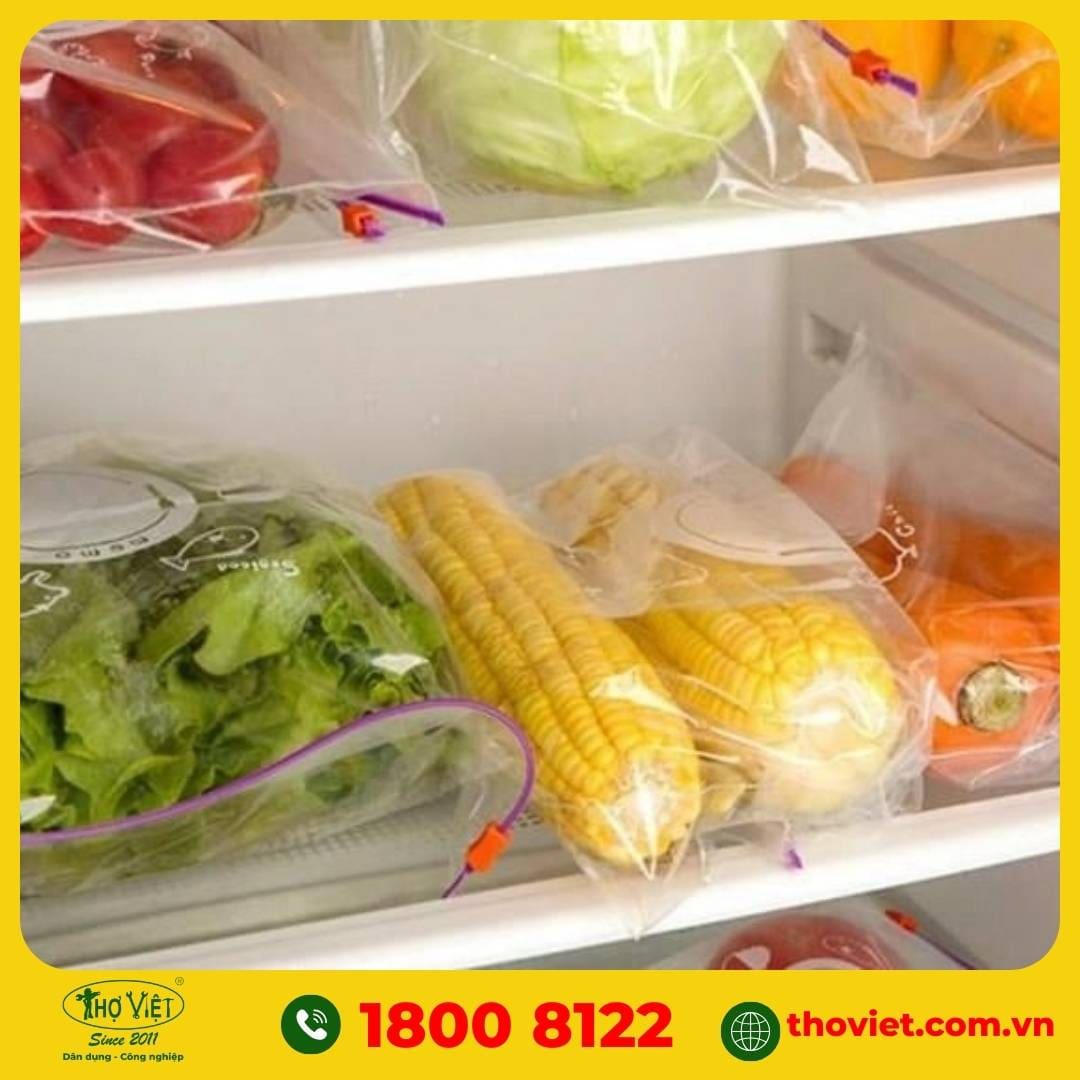 Rửa sạch và để ráo thực phẩm trước khi đưa vào tủ