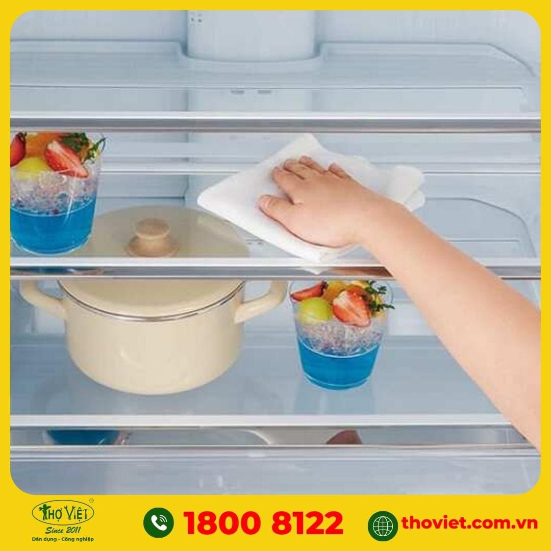 Vệ sinh và khử mùi thường xuyên