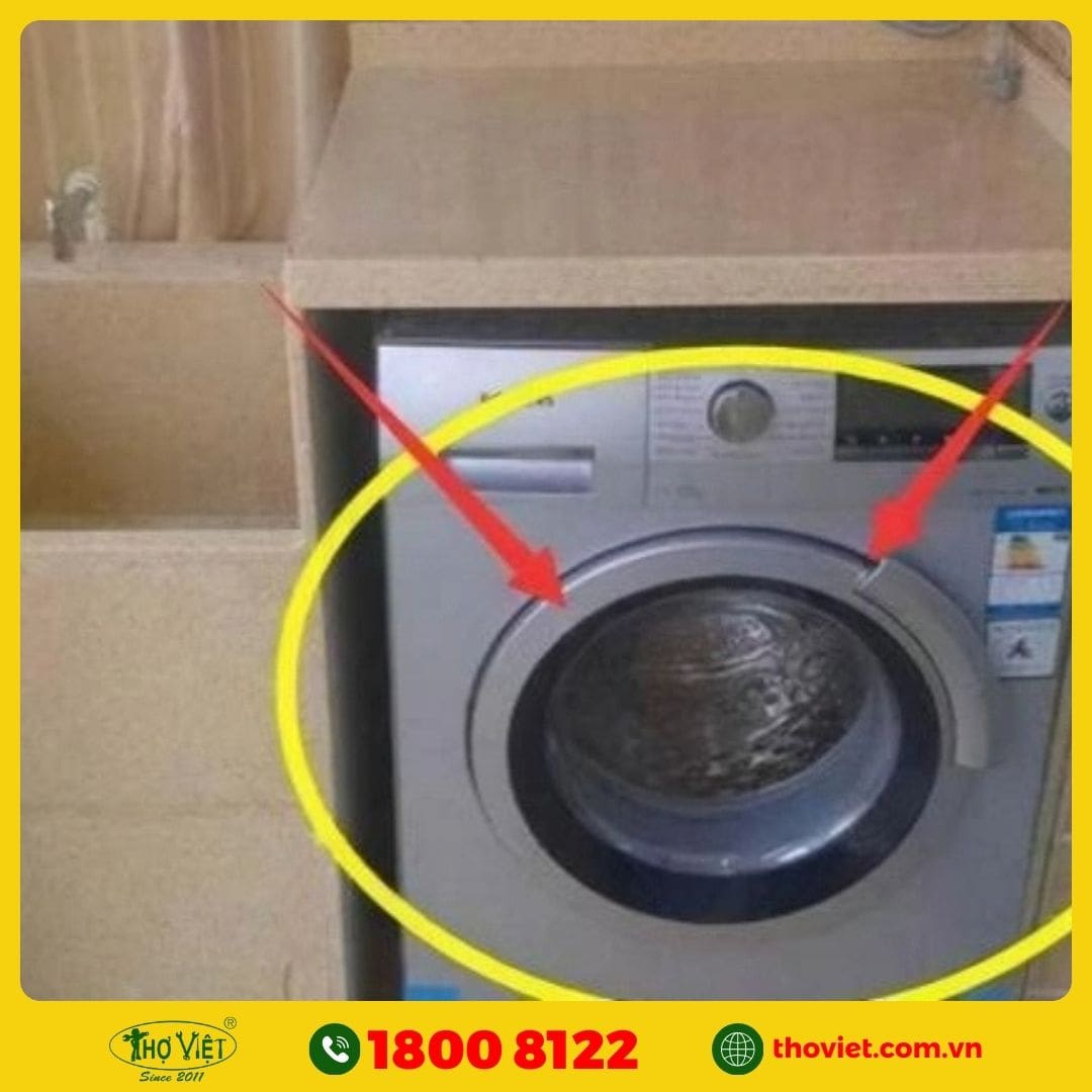Đóng nắp máy giặt Aqua còn hở