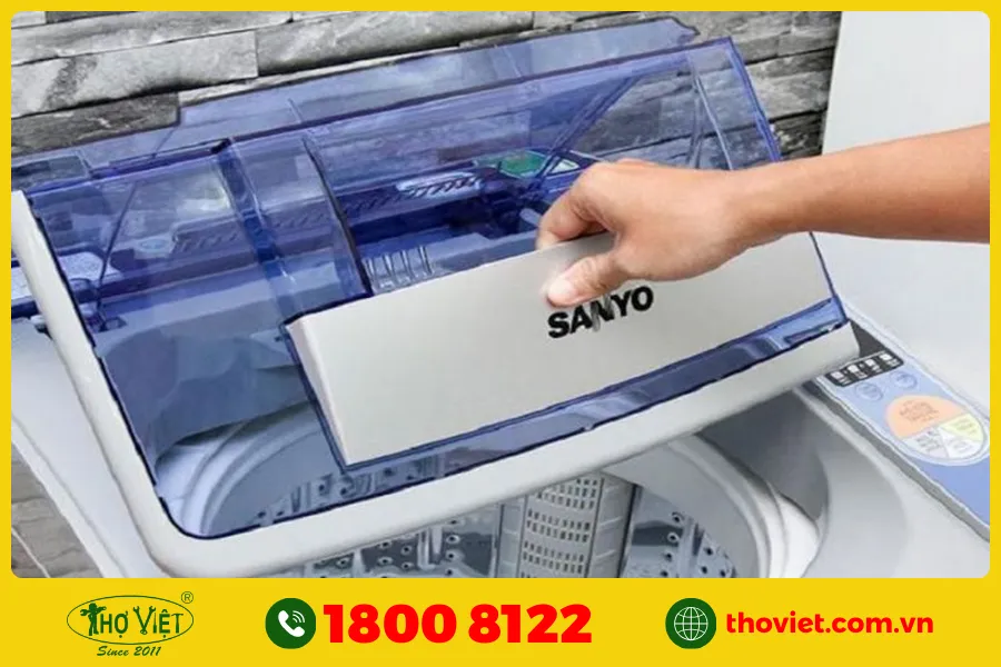 Máy giặt Sanyo chưa đóng nắp hoặc nắp đóng không chặt
