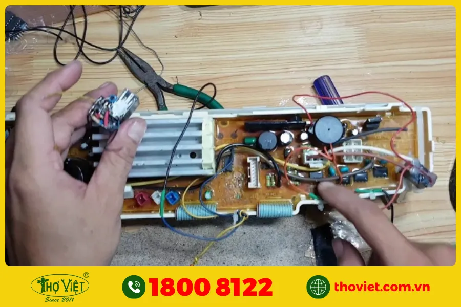 Mạch điều khiển máy giặt bị lỗi