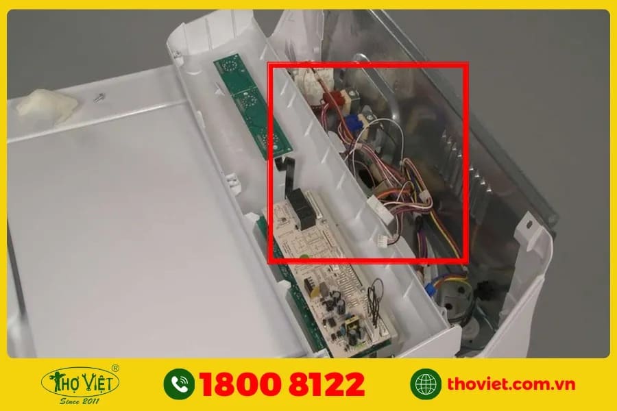 Dây dẫn tín hiệu từ phao áp lực về board mạch mất kết nối