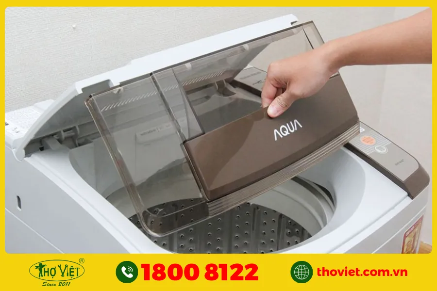 Do nắp máy giặt Aqua chưa được đóng kín