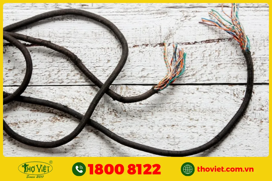 Đường dây máy giặt bị đứt