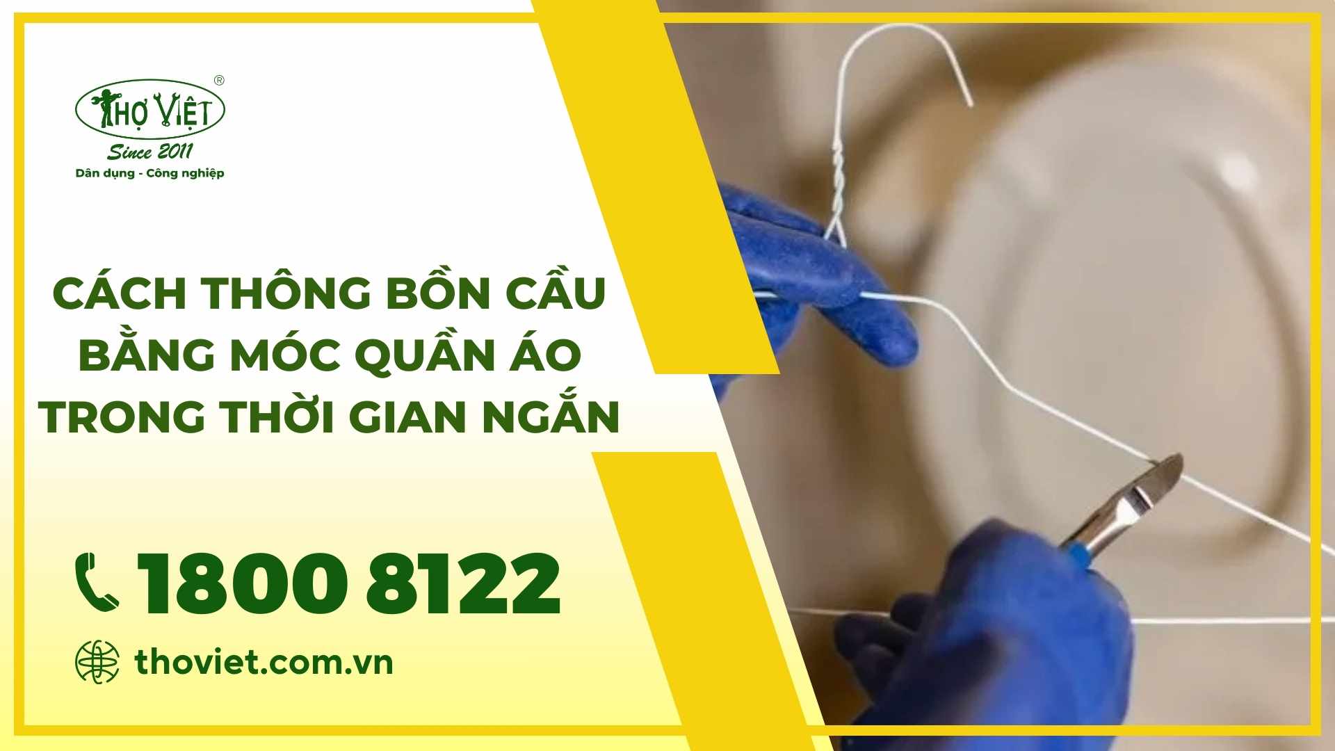 Cách thông bồn cầu bằng móc quần áo
