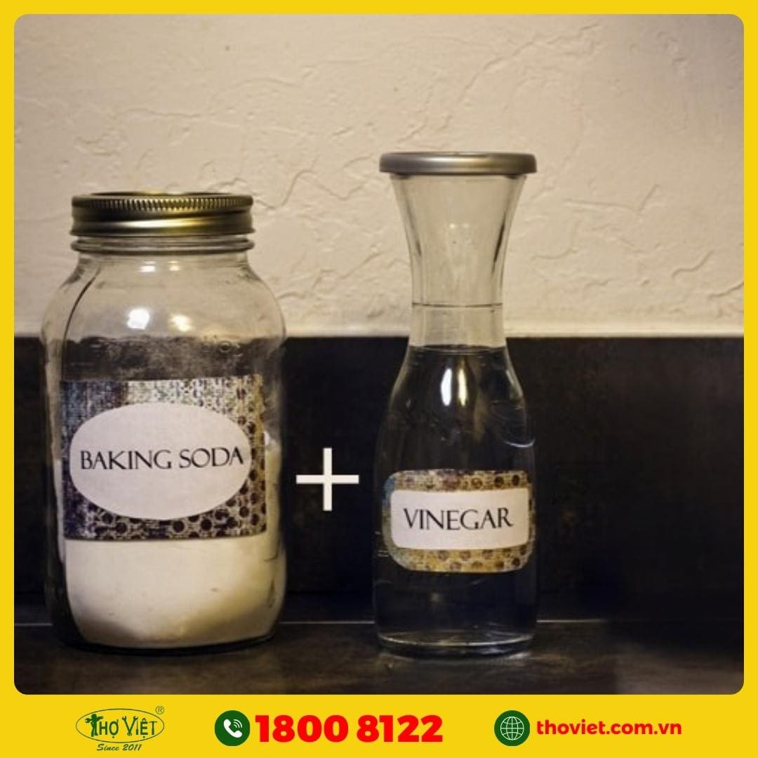 Thông cống bằng baking soda và dấm