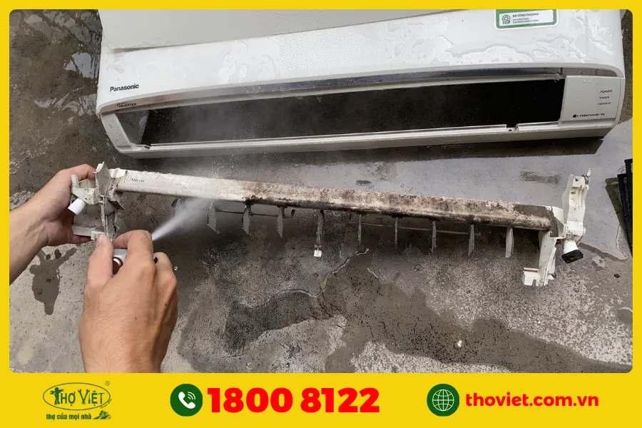 Không vệ sinh máy lạnh định kỳ