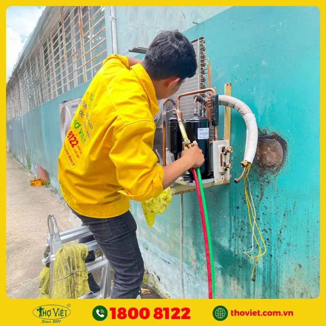 Gọi thợ điện lạnh đến sửa máy lạnh