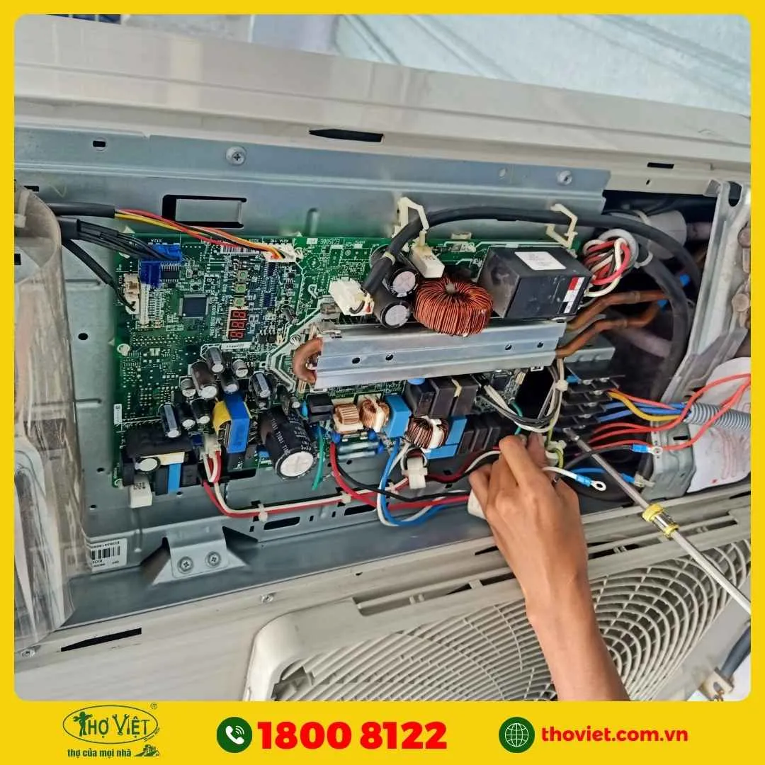 Hỏng bo mạch máy lạnh LG