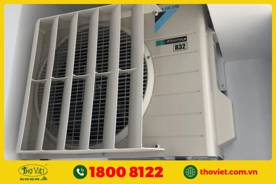 Đường ống đồng hoặc van tiết lưu bị tắc nghẽn