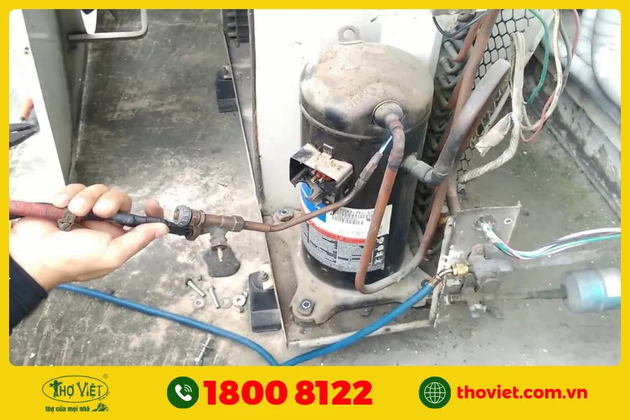Bộ nén (compressor) bị hỏng hoặc quá tải