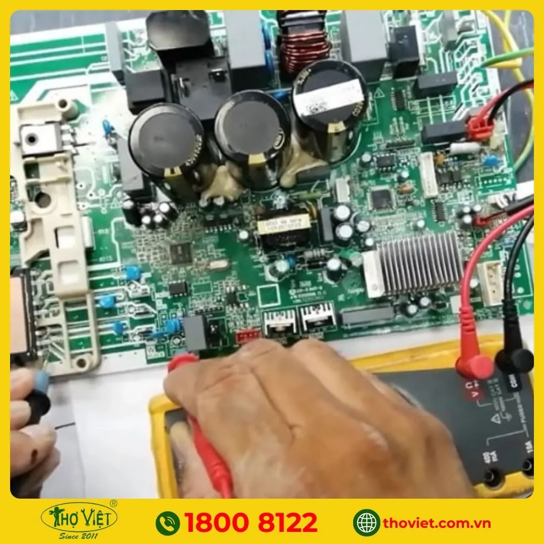 Hư hỏng bo mạch của dàn lạnh hoặc dàn nóng