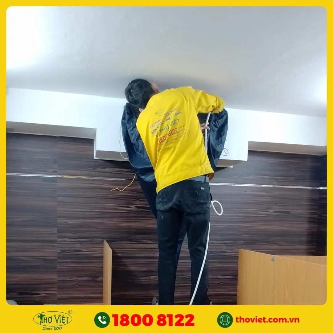 Vệ sinh máy lạnh định kỳ