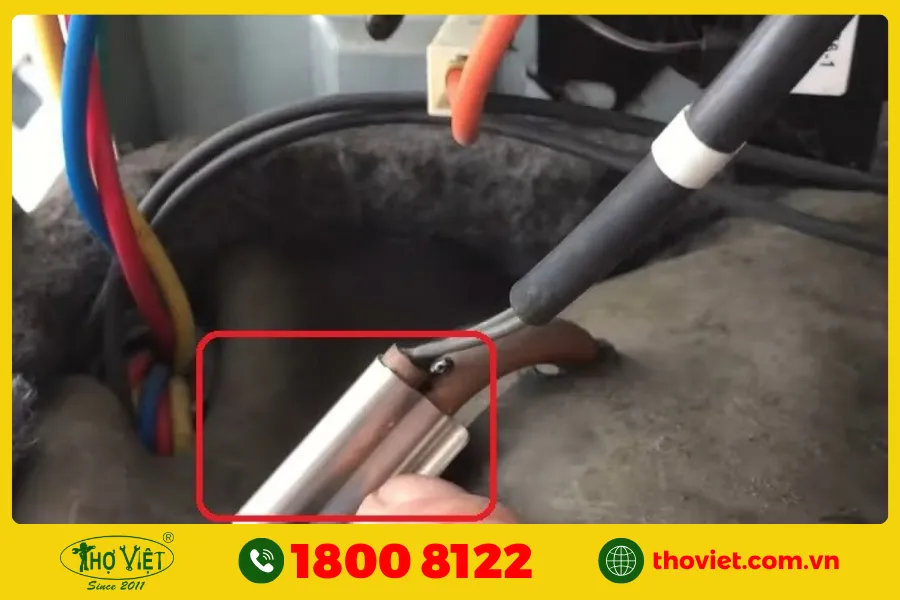 Dây tín hiệu cảm biến nhiệt độ đường ống gas đi bị đứt hoặc hỏng