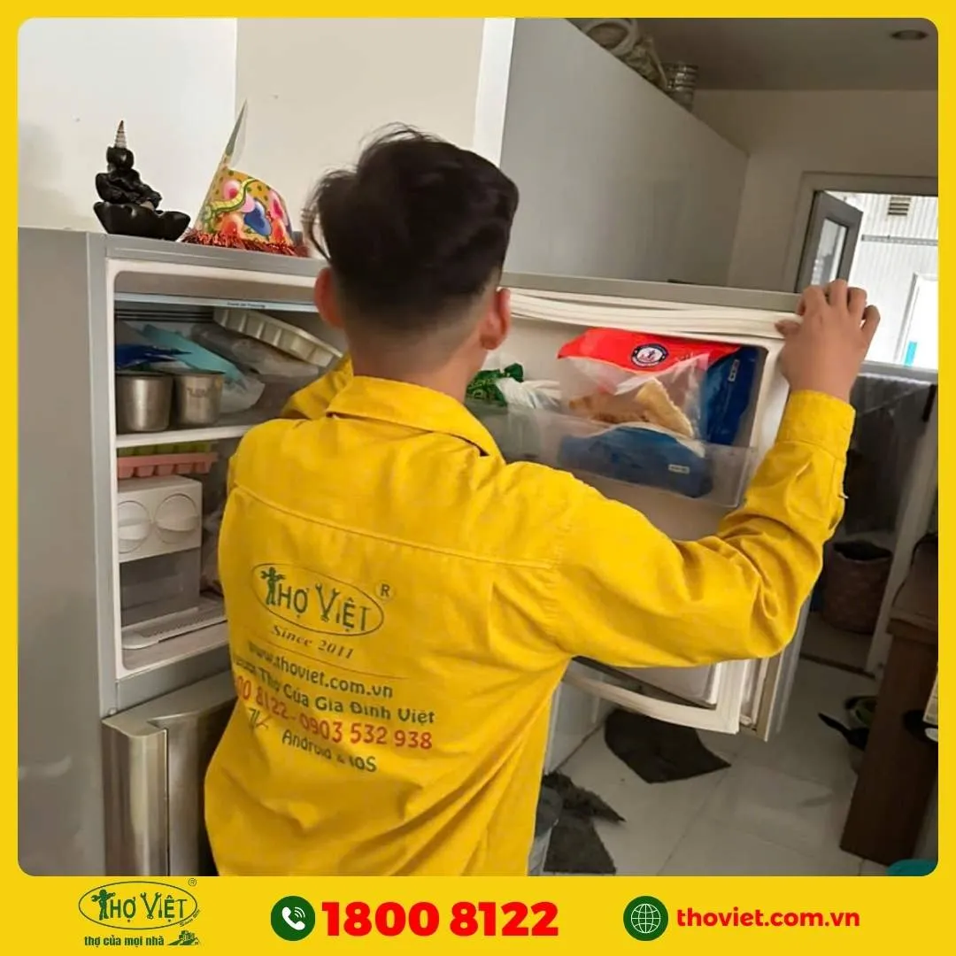 Gọi thợ điện lạnh đến vệ sinh tủ lạnh