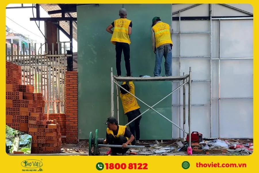 Cách bắn tôn lên khung sắt