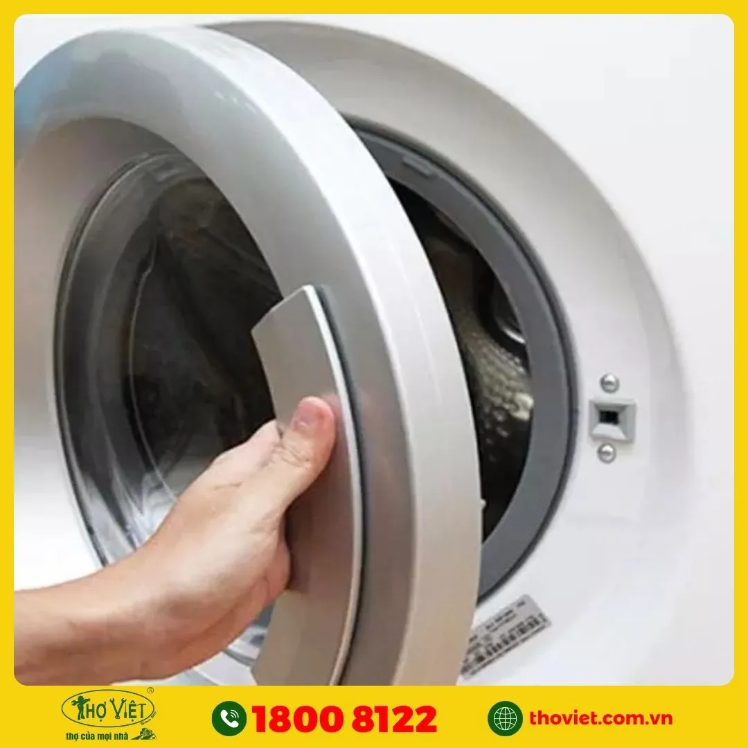 Chưa đóng kín cửa máy giặt