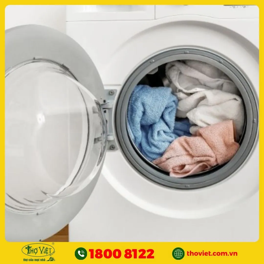 Lưu ý khi xử lý tình trạng cửa máy giặt bị khóa