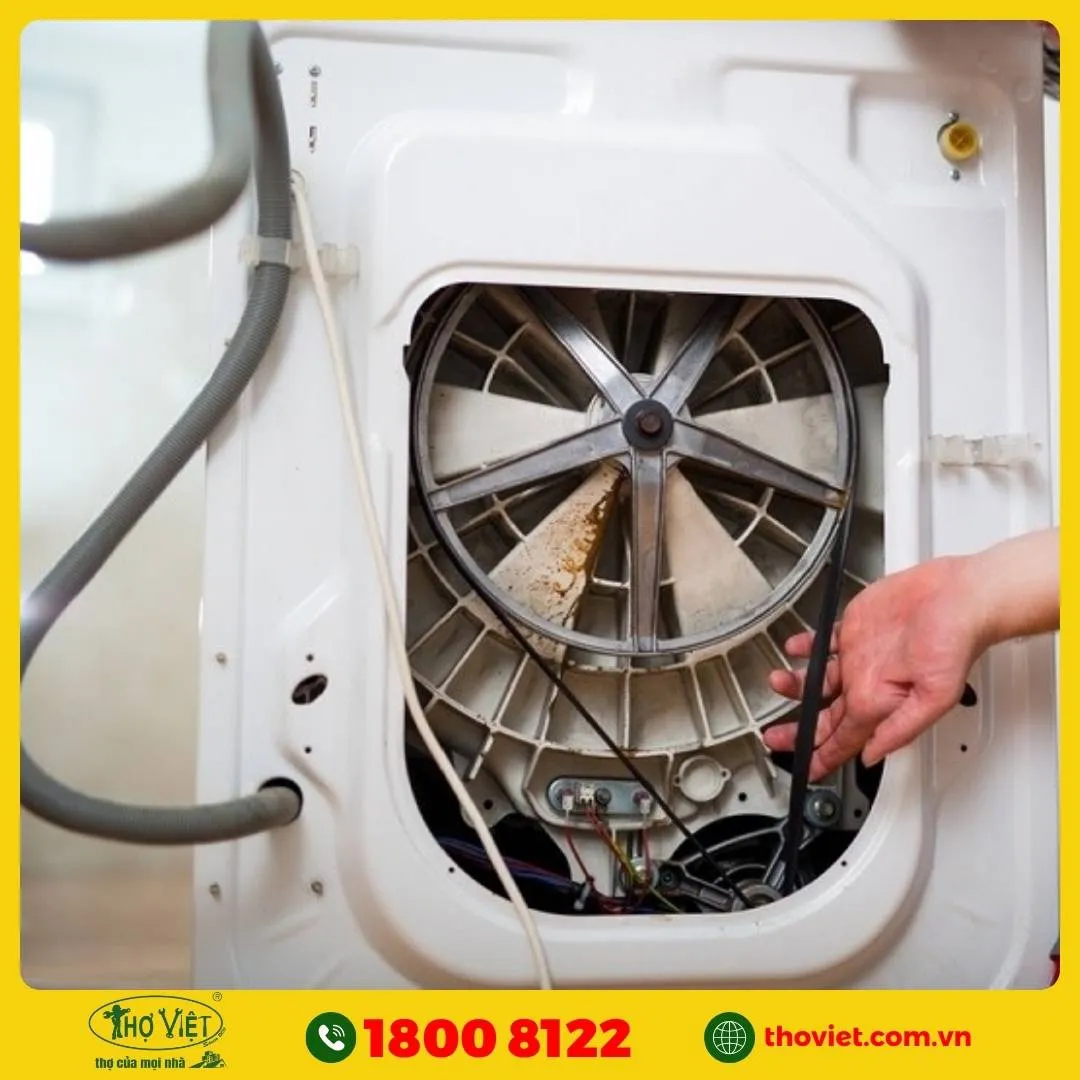 Máy giặt hỏng dây curoa hoặc motor