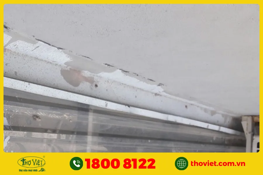 Dấu hiệu nhận biết mái tôn và tường xuất hiện khe hở