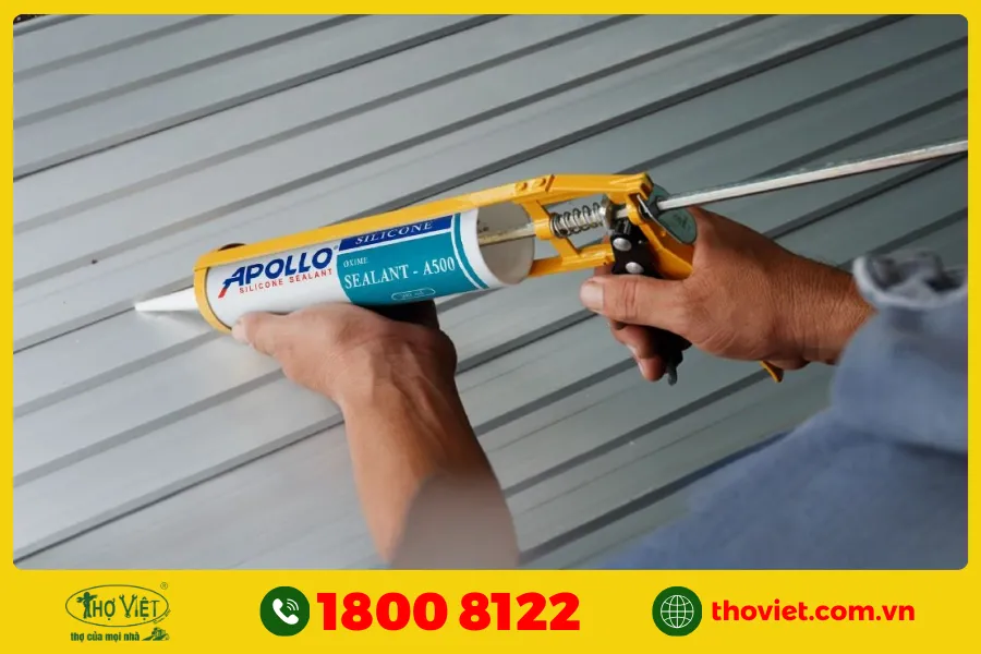 Sử dụng keo chống dột mái tôn Silicon