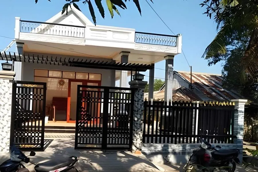 Mẫu hàng rào đẹp cho nhà cấp 4