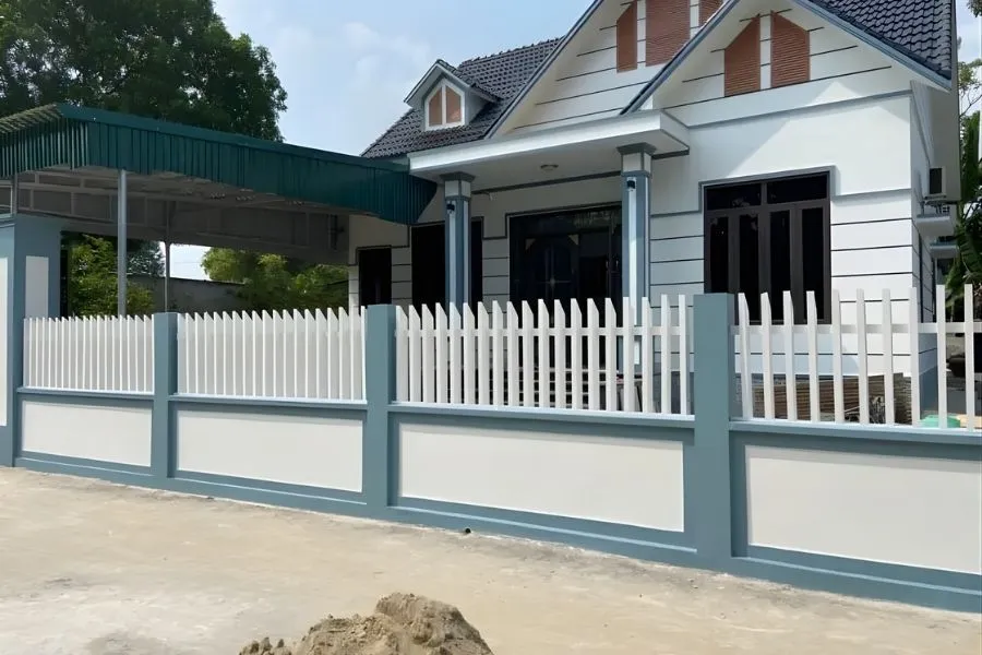 Mẫu hàng rào đẹp cho nhà cấp 4