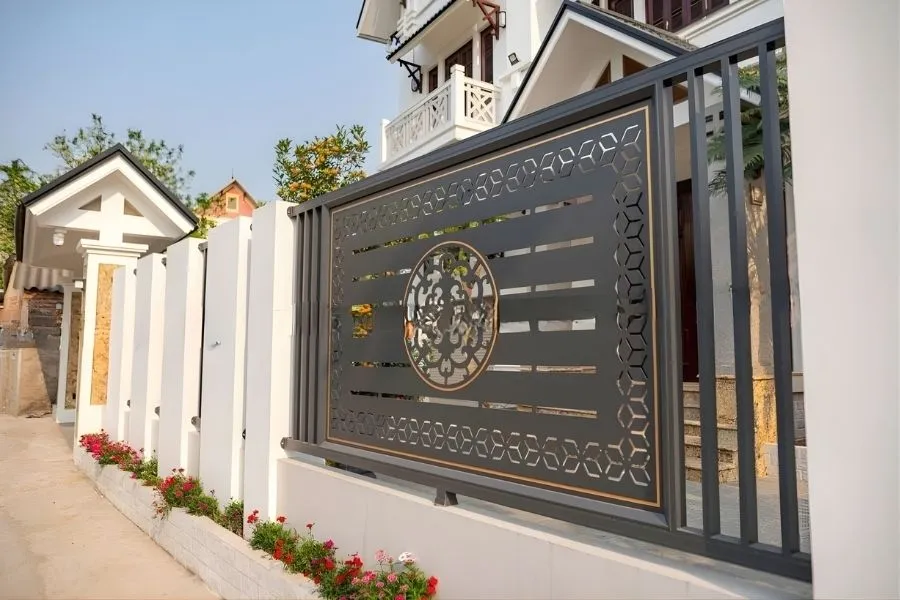 Mẫu hàng rào hợp kim nhôm