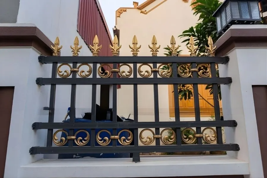 Mẫu hàng rào hợp kim nhôm